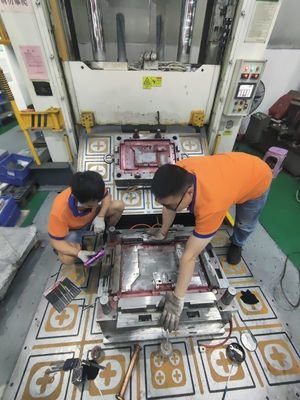 Car mold plastic injection molding